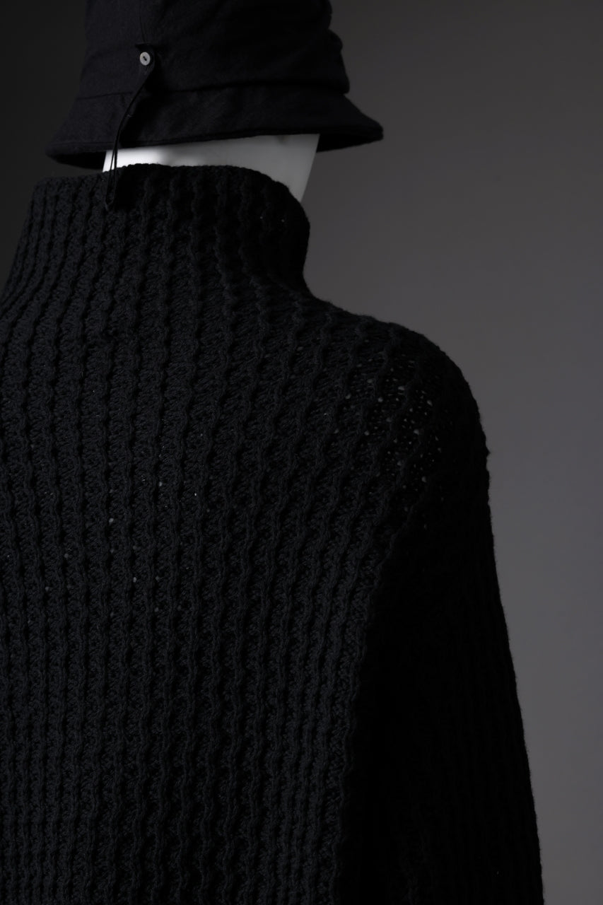 forme d'expression Chunky Ribbed Knit Sweater (Black)