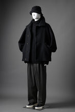 画像をギャラリービューアに読み込む, forme d&#39;expression Bomber Short Coat (Black)