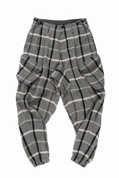 Load image into Gallery viewer, Y&#39;s ZIP POCKET TAPERED PANTS / LINEN PLAID (GREY)