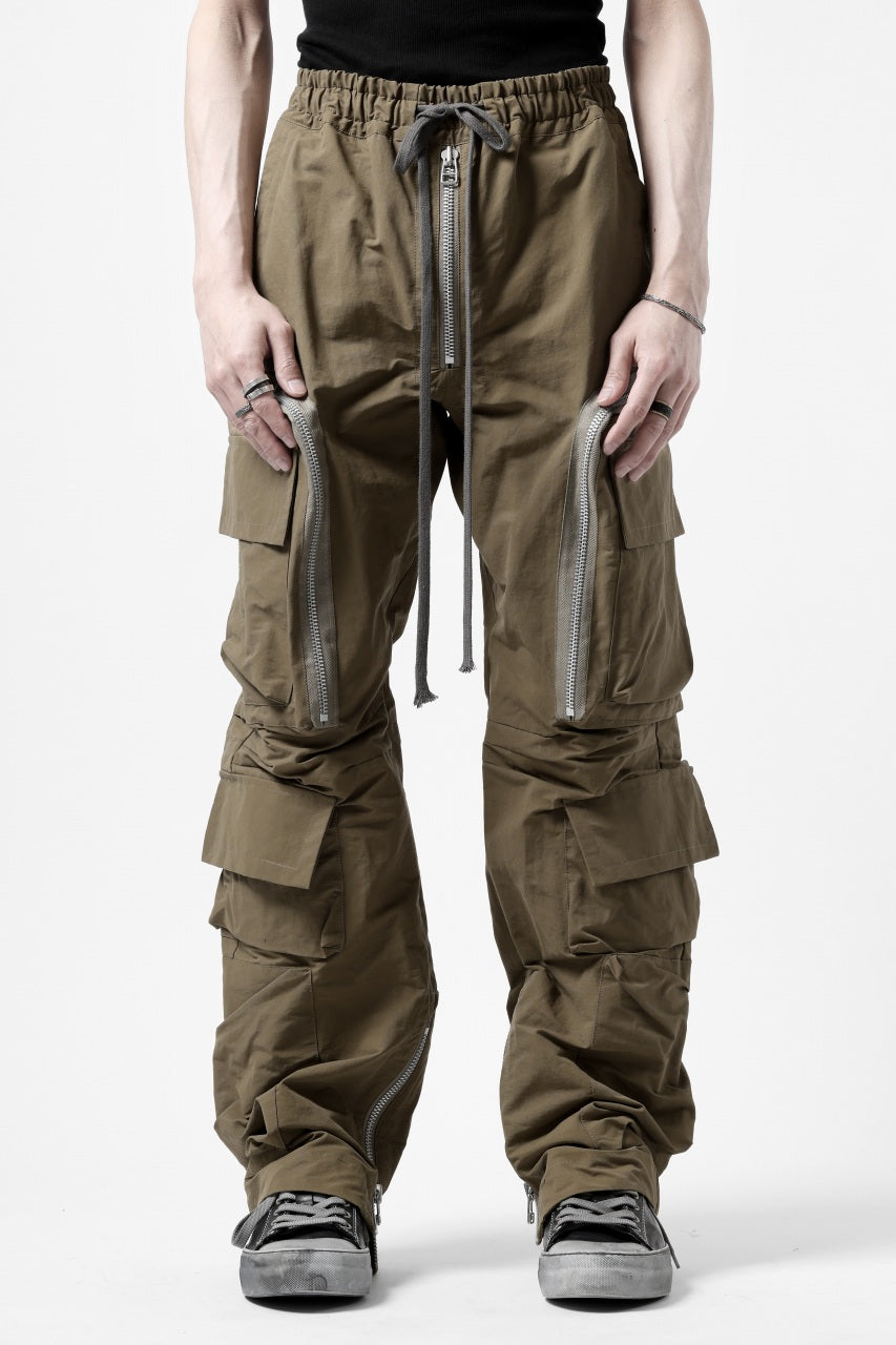 A.F ARTEFACT RADICAL-ZIP FIELD PANTS (BEIGE)