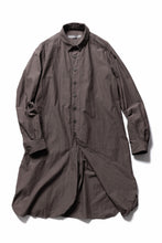 Load image into Gallery viewer, YUTA MATSUOKA long shirt / cotton ramie chambray  (light brown)