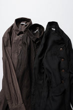 Load image into Gallery viewer, YUTA MATSUOKA long shirt / bengala ink coating linen (reddish brown)