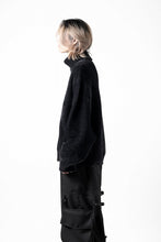 画像をギャラリービューアに読み込む, th products Mole Turtle Knit / feather mogol shaggy knit (black)