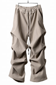 Load image into Gallery viewer, A.F ARTEFACT TUCK VOLUME BAGGY PANTS / PEs KNIT JERSEY (BEIGE)