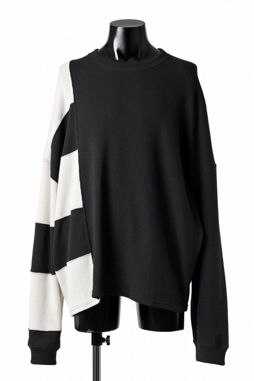 A.F ARTEFACT THERMAL SWITCHING TOP (BLACK x IVORY)