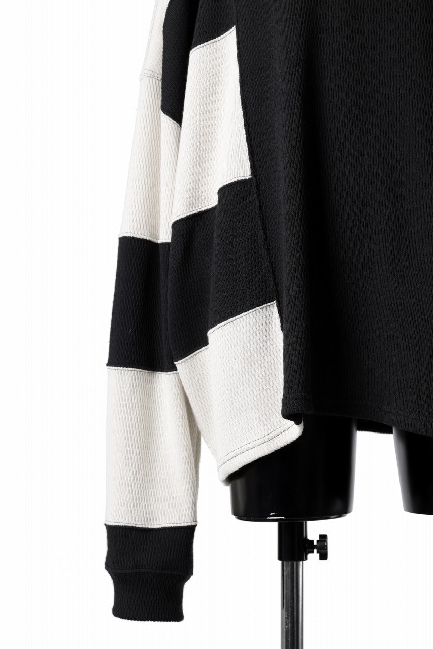 A.F ARTEFACT THERMAL SWITCHING TOP (BLACK x IVORY)