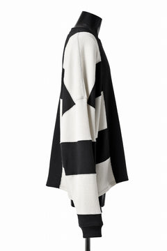 Load image into Gallery viewer, A.F ARTEFACT THERMAL SWITCHING TOP (BLACK x IVORY)