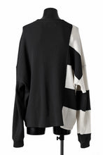 Load image into Gallery viewer, A.F ARTEFACT THERMAL SWITCHING TOP (BLACK x IVORY)