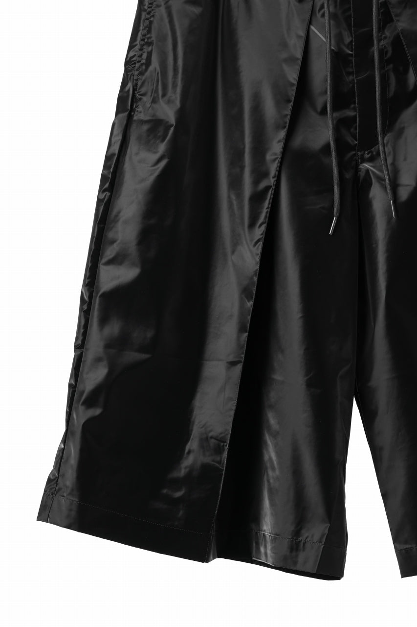 Y-3 Yohji Yamamoto TRIPLE BLACK SHORTS (BLACK)