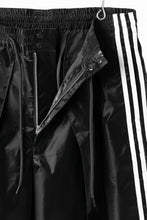 Load image into Gallery viewer, Y-3 Yohji Yamamoto TRIPLE BLACK SHORTS (BLACK)