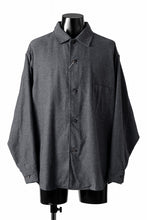 Load image into Gallery viewer, CAPERTICA OVER SIZED CPO SHIRT / YAK &amp; COTTON SOFT FLANNEL (CHARCOAL)