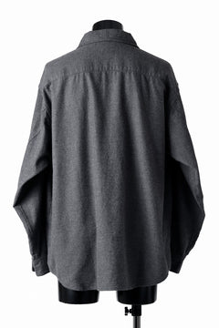 Load image into Gallery viewer, CAPERTICA OVER SIZED CPO SHIRT / YAK &amp; COTTON SOFT FLANNEL (CHARCOAL)