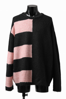 A.F ARTEFACT OVER SIZED BORDER  COMBI KNIT TOPS / MIX WOOL (BLACK x PINK)