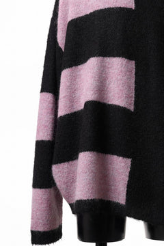 Load image into Gallery viewer, A.F ARTEFACT OVER SIZED BORDER  COMBI KNIT TOPS / MIX WOOL (BLACK x PURPLE)