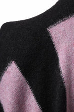 Load image into Gallery viewer, A.F ARTEFACT OVER SIZED BORDER  COMBI KNIT TOPS / MIX WOOL (BLACK x PURPLE)