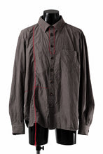 Load image into Gallery viewer, YUTA MATSUOKA classic shirt / cotton ramie chambray  (light brown)