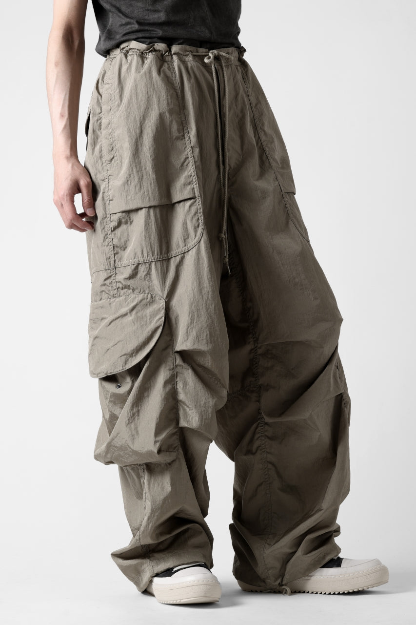 entire studios FREIGHT CARGO PANTS / CRINKLE NYLON (SAGE)