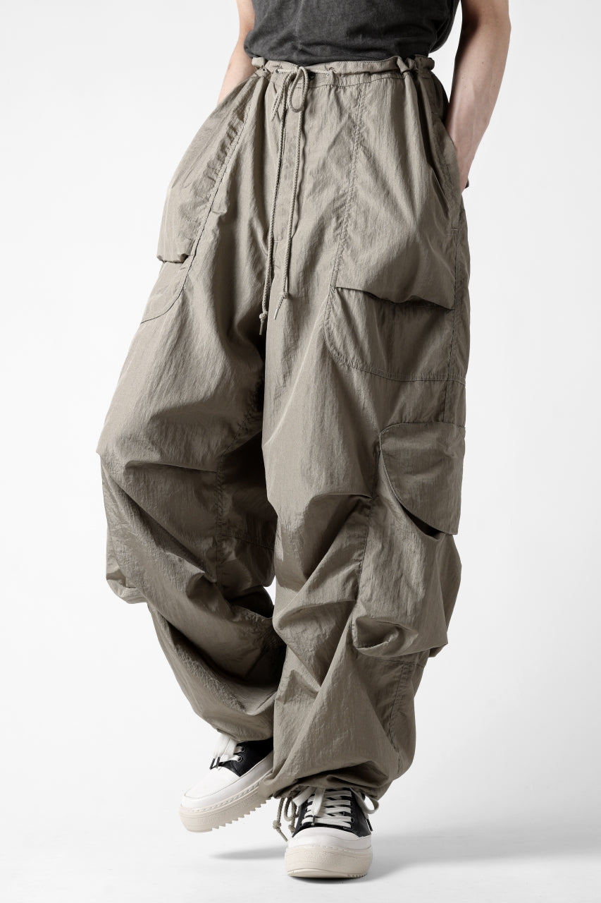 entire studios FREIGHT CARGO PANTS / CRINKLE NYLON (SAGE)