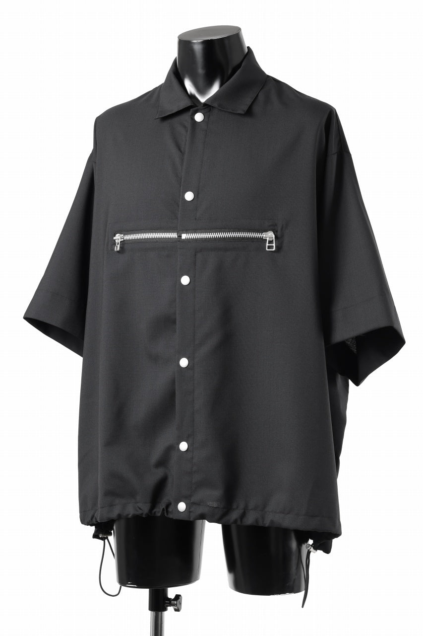 A.F ARTEFACT FRONT ZIP SQUEEZING SHIRT / TROPICAL WOOL (BLACK)