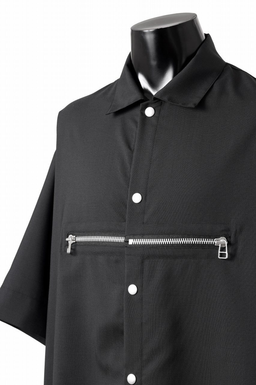 A.F ARTEFACT FRONT ZIP SQUEEZING SHIRT / TROPICAL WOOL (BLACK)