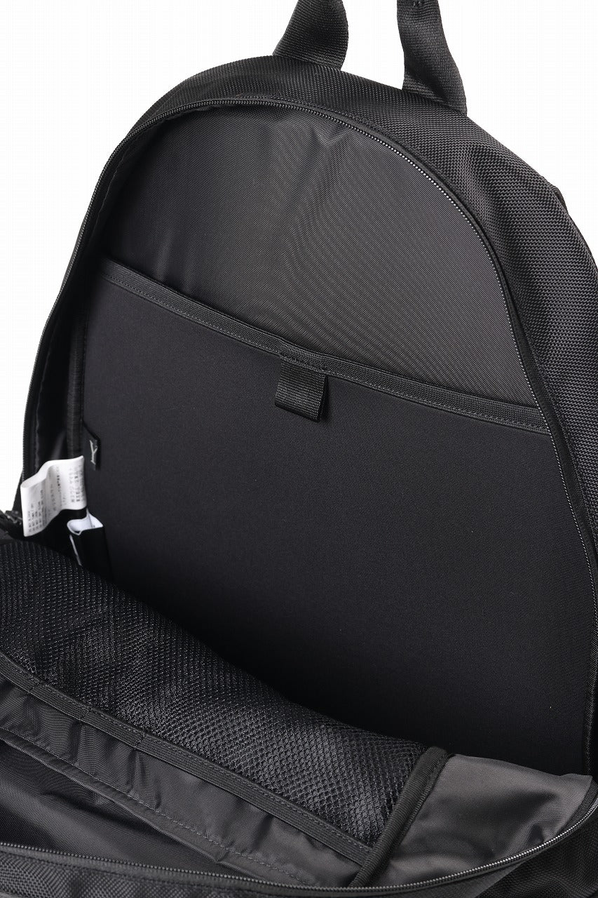 Y's x New Era® BUNGEE CORD LOGO BACKPACK (BLACK)