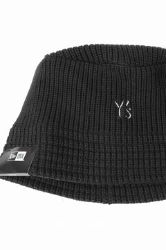 Load image into Gallery viewer, Y&#39;s x New Era® KNIT BUCKET OUTLINE HAT (BLACK)