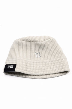 Load image into Gallery viewer, Y&#39;s x New Era® KNIT BUCKET OUTLINE HAT (OFF WHITE)