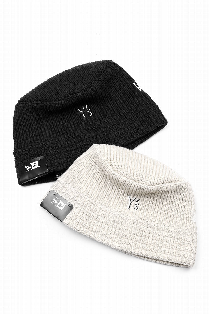 Y's x New Era® KNIT BUCKET OUTLINE HAT (BLACK)