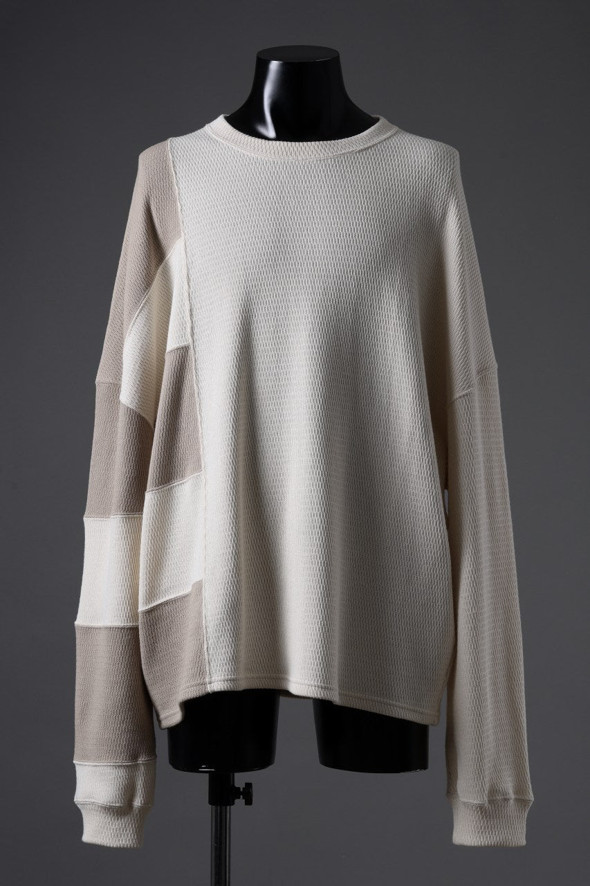 A.F ARTEFACT THERMAL SWITCHING TOP (IVORY x BEIGE)