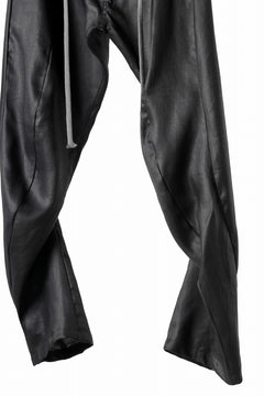 Load image into Gallery viewer, A.F ARTEFACT CARVED LONG PANTS / LINEN TWILL (BLACK)
