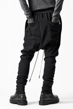 画像をギャラリービューアに読み込む, A.F ARTEFACT BOMBER HEAT SARROUEL SKINNY PANTS (BLACK)