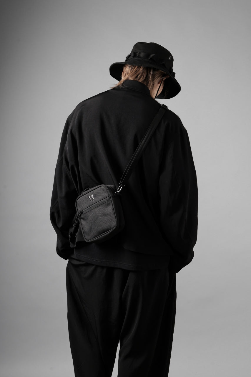 Y's x New Era® SQUARE SHOULDER POUCH (BLACK)