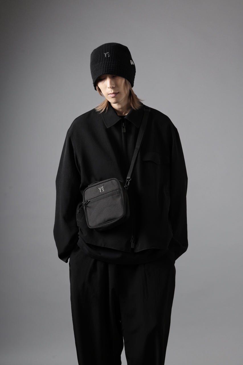 Y's x New Era® SQUARE SHOULDER POUCH (BLACK)