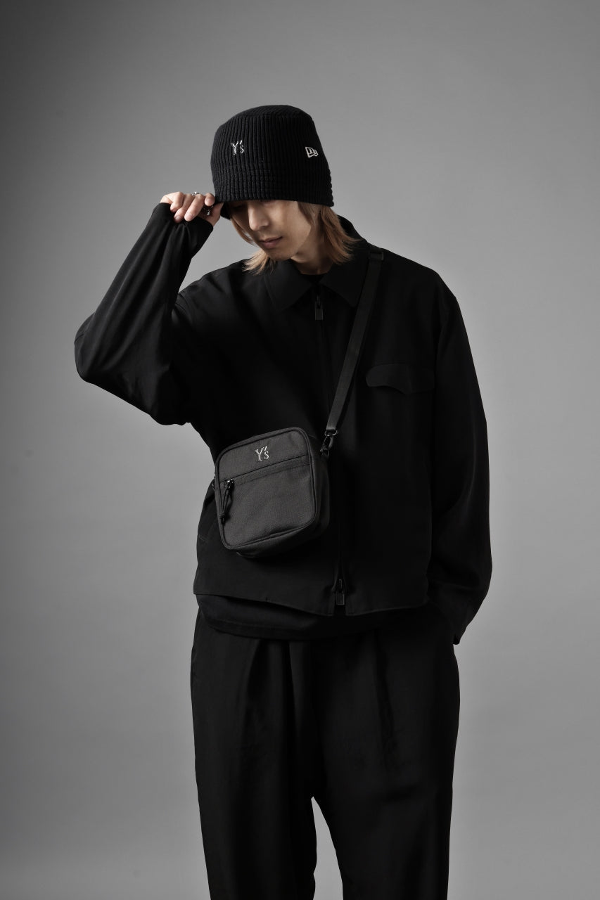 Y's x New Era® SQUARE SHOULDER POUCH (BLACK)