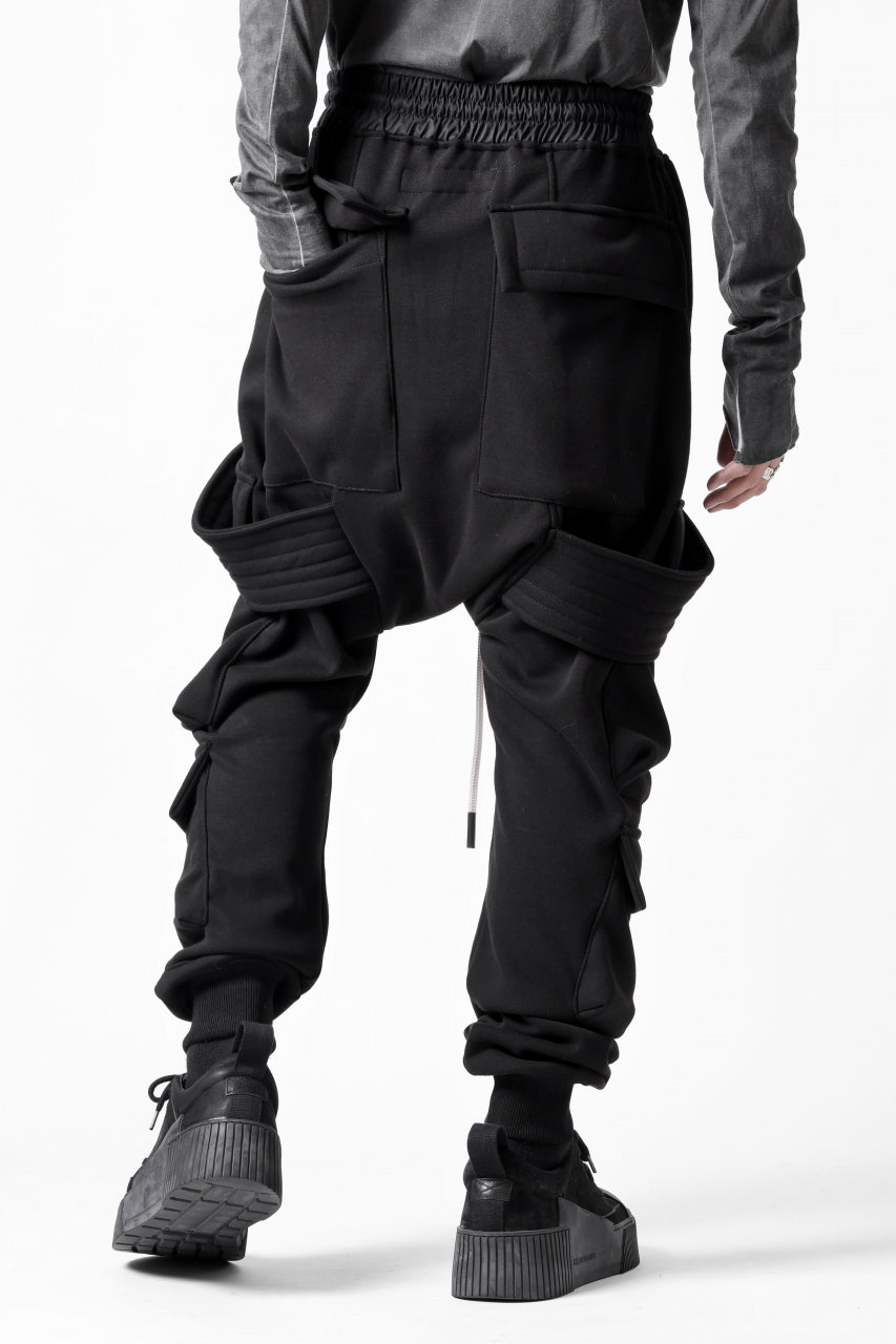 A.F ARTEFACT BOMBER HEAT BELTED SARROUEL CARGO PANTS (BLACK)