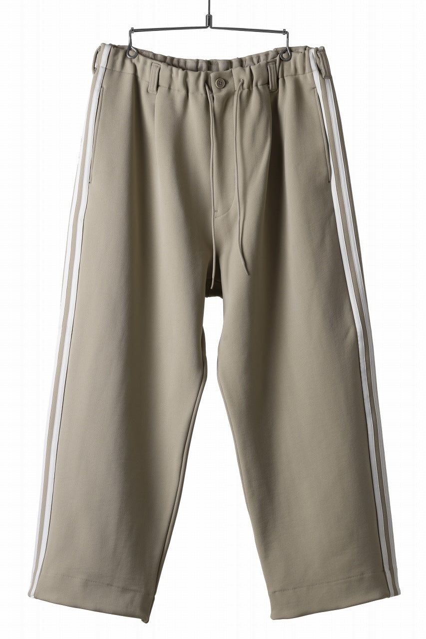 Y-3 Yohji Yamamoto THREE STRIPES TRACK PANTS (KHAKI x OFF WHITE)の 