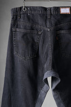 Load image into Gallery viewer, CHANGES x LOOM exclusive REMAKE REGULAR FIT DENIM PANTS / VINTAGE LEVI’S JEANS (BLACK #I)