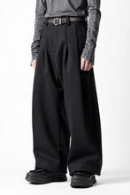 画像をギャラリービューアに読み込む, A.F ARTEFACT TUCK WIDE TROUSERS / KNITTED WOOLY TWILL (BLACK)