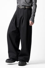 画像をギャラリービューアに読み込む, A.F ARTEFACT TUCK WIDE TROUSERS / KNITTED WOOLY TWILL (BLACK)