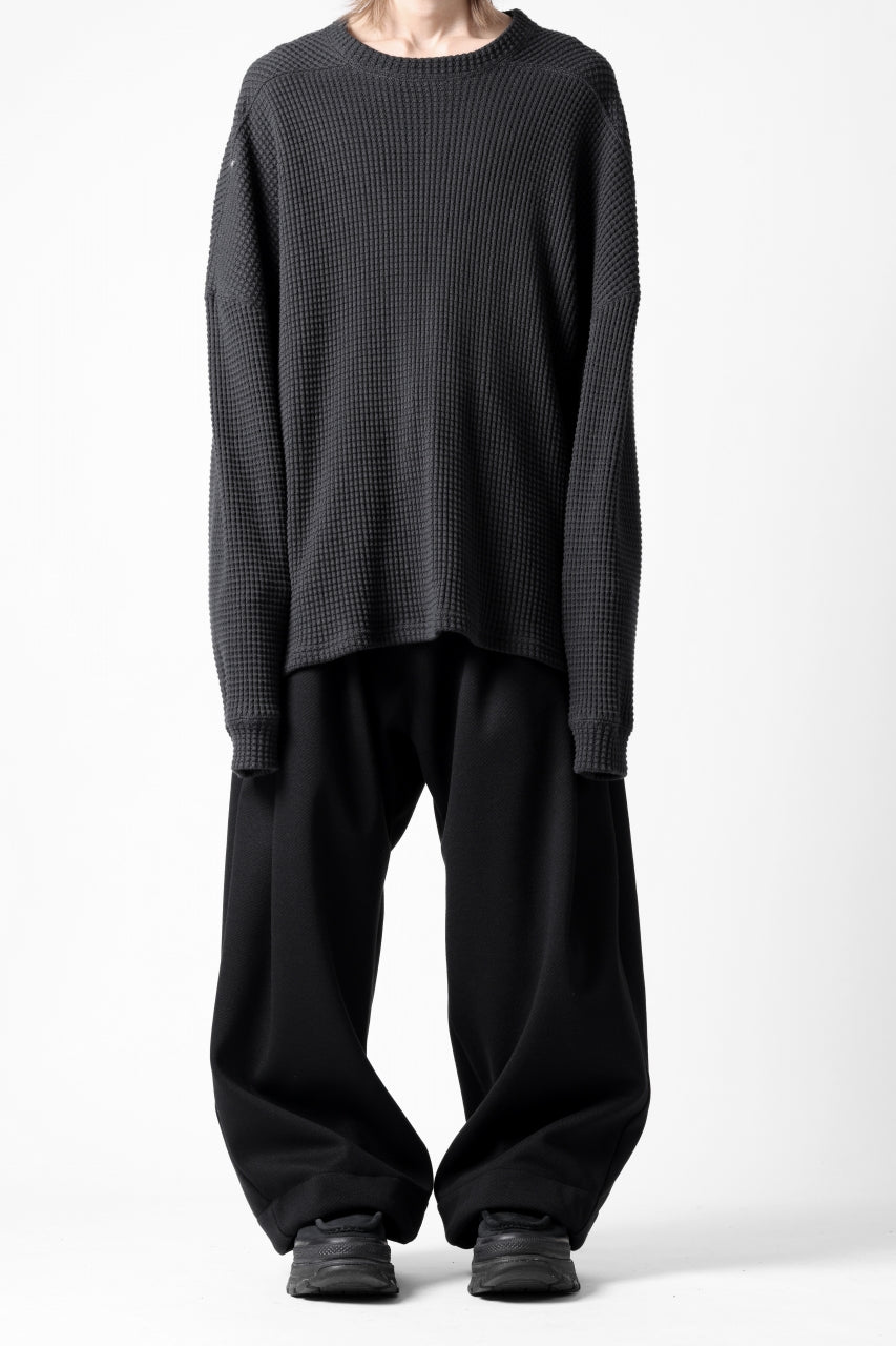 A.F ARTEFACT TUCK WIDE TROUSERS / KNITTED WOOLY TWILL (BLACK)