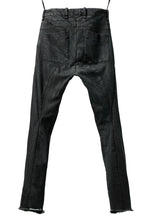 Load image into Gallery viewer, masnada BAGGY SCARRED STRETCH JEANS (SMUDGED LEGION)