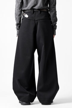 画像をギャラリービューアに読み込む, A.F ARTEFACT TUCK WIDE TROUSERS / KNITTED WOOLY TWILL (BLACK)