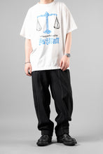 画像をギャラリービューアに読み込む, LASTMAN PRINTED TEE SHIRT -BALANCE- (WHITE)