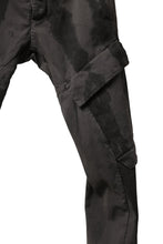 Load image into Gallery viewer, masnada BAGGY CARGO PANTS / STRETCH MICRO RIP COTTON (CAMO DUST)