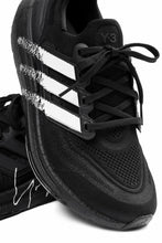 Load image into Gallery viewer, Y-3 Yohji Yamamoto ULTRABOOST LIGHT  (BLACK x WHITE)