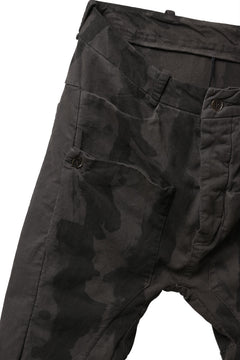 Load image into Gallery viewer, masnada SLIM GUSSET PANTS / STRETCH MICRO RIP COTTON (CAMO DUST)