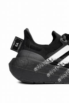 画像をギャラリービューアに読み込む, Y-3 Yohji Yamamoto ULTRABOOST LIGHT  (BLACK x WHITE)