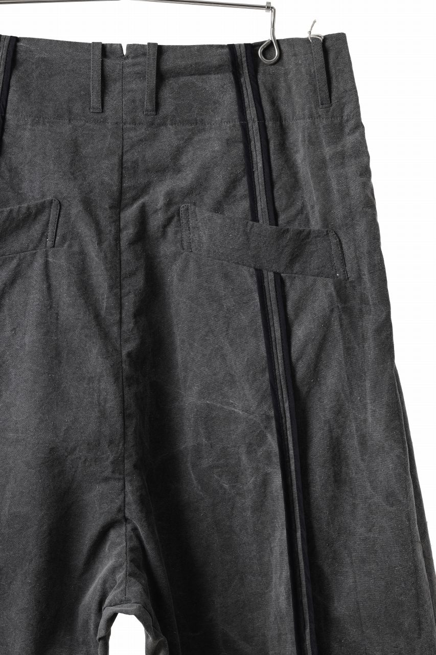 Load image into Gallery viewer, KLASICA SABRON 66 (ND ver.) RECONSTRUCTED MID PANTS / NATURAL DYED COTTON x SILK WEATHER (SUMI BLACK)