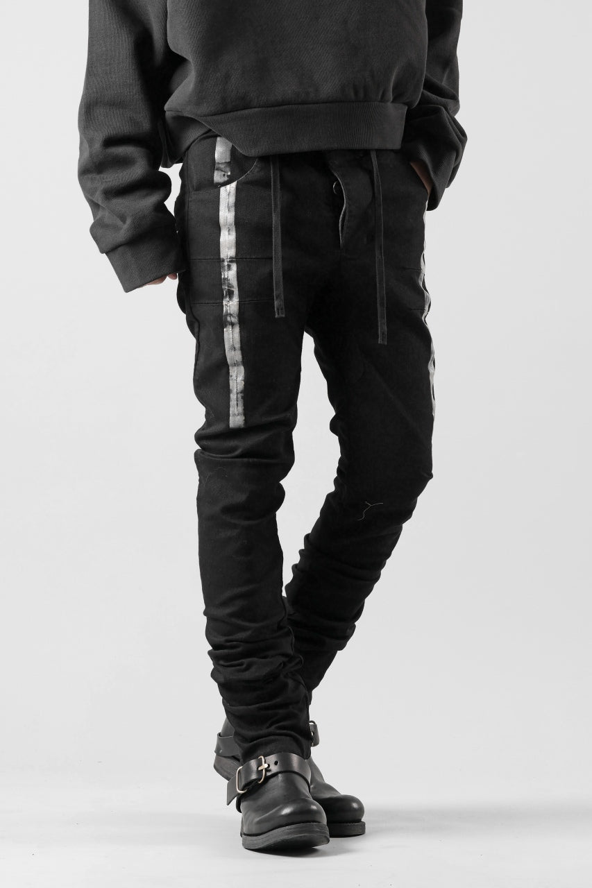 Load image into Gallery viewer, BORIS BIDJAN SABERI TIGHT FIT PANTS / OBJECT DYED &amp; SEAM TAPED &quot;P13.TF-F1939&quot; (BLACK)