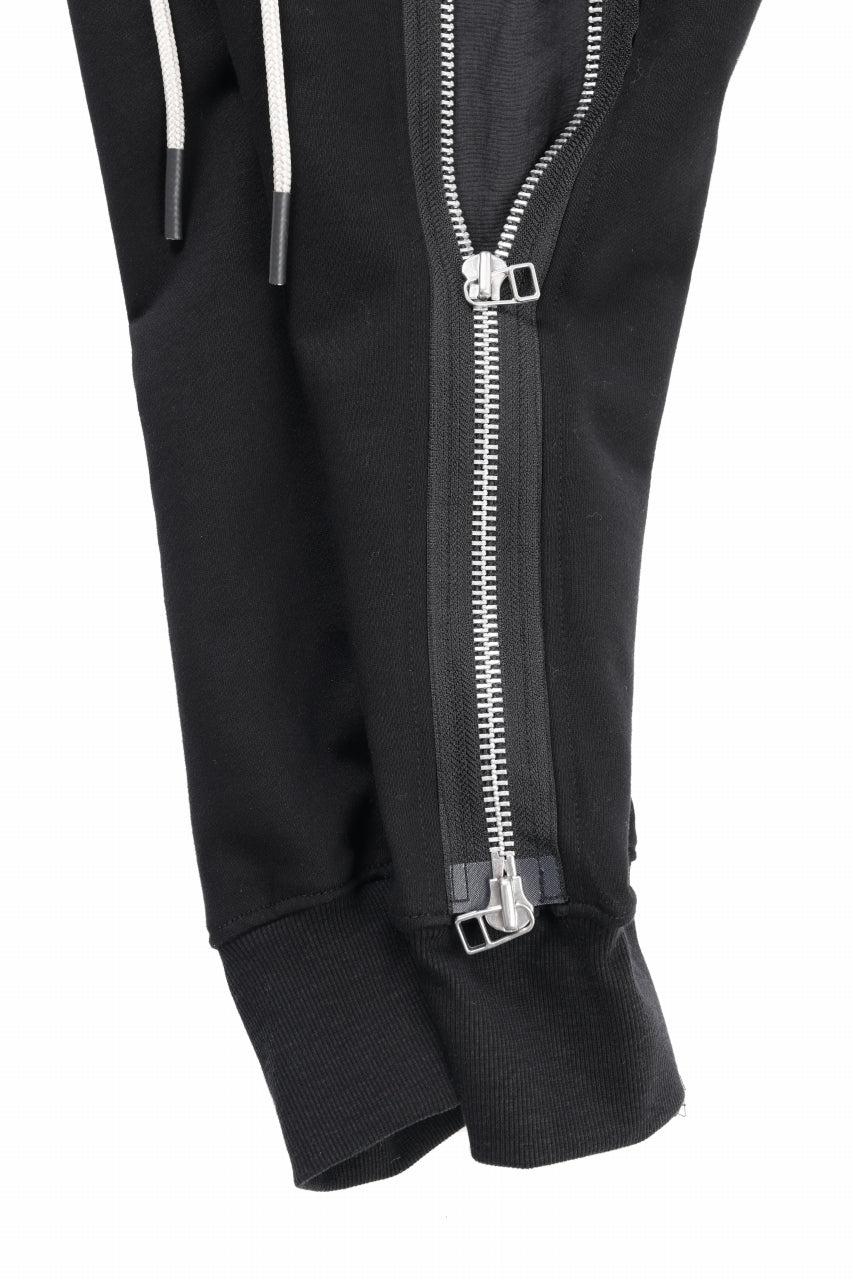 Load image into Gallery viewer, A.F ARTEFACT SIDE ZIP SARROUEL TRACK PANTS (BLACK)